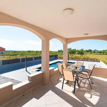 Σπίτι διακοπών Dalmatia Bei *