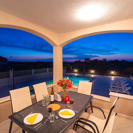 Σπίτι διακοπών Dalmatia Bei *