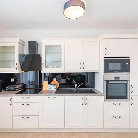 Dalmatia Bei Дом отдыха *