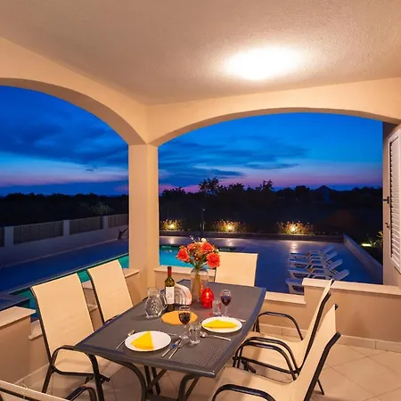 Dalmatia Bei Задар