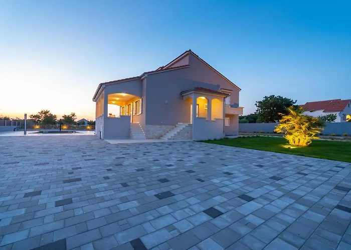 Dalmatia Bei Holiday home *