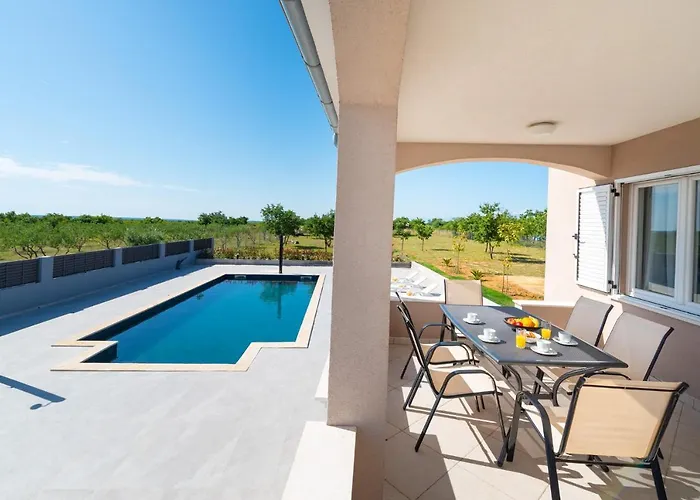 Dalmatia Bei Holiday home