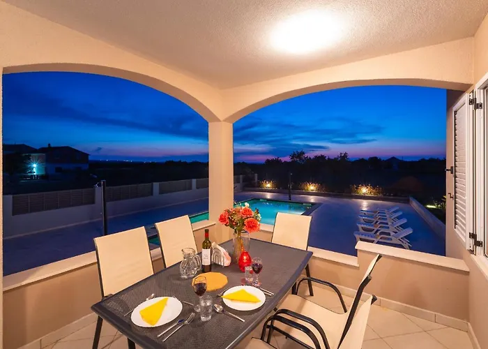 Holiday home Dalmatia Bei *